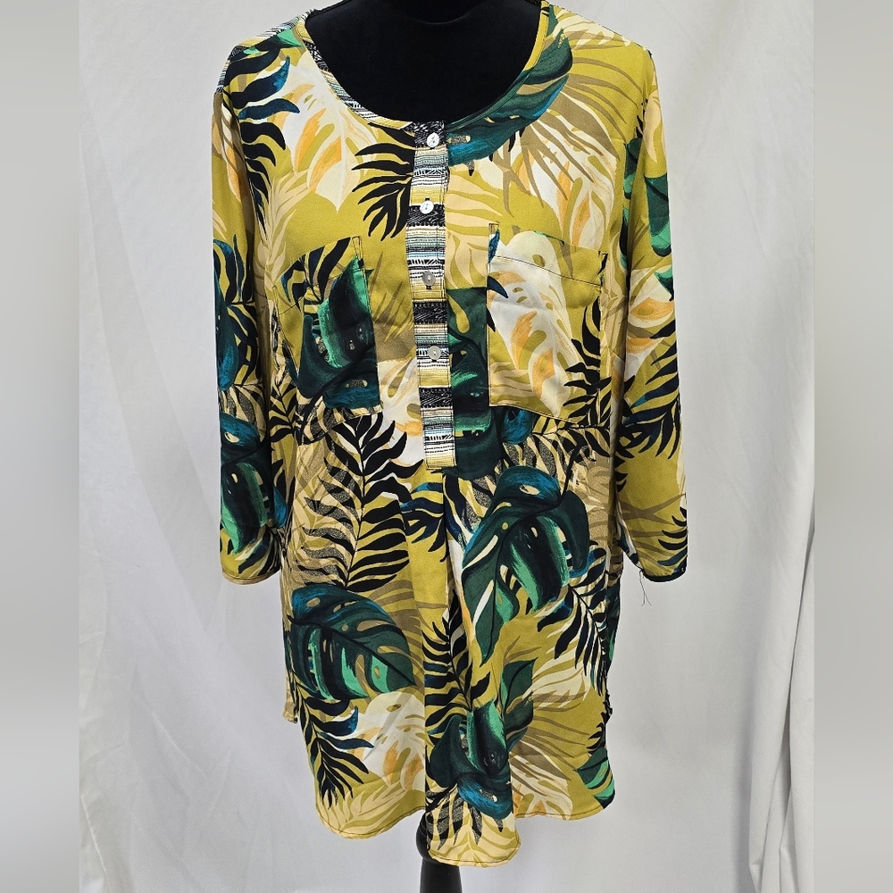 Fig and Flower women plus size 2X Tropical Button Up 3/4 sleeve Hawaiia vacation